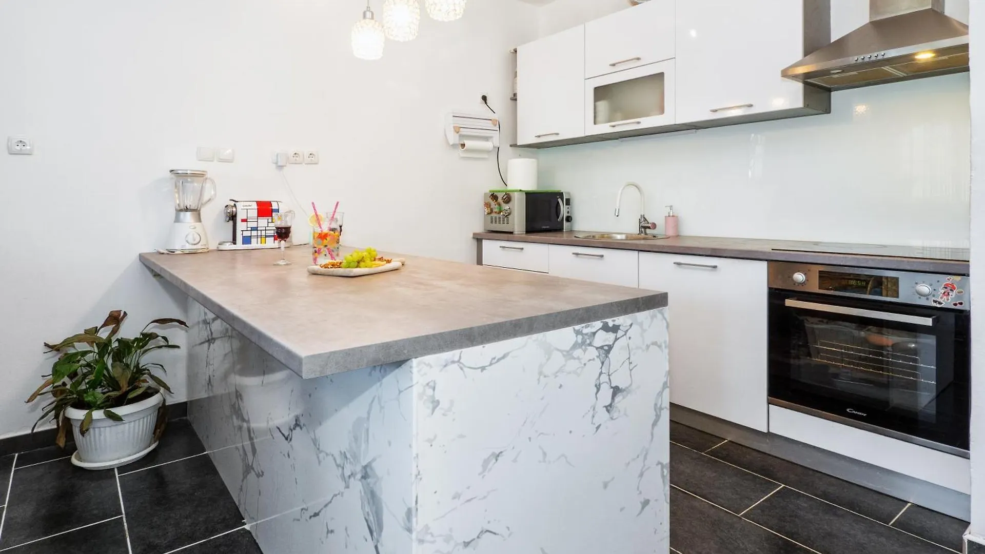 Apartman L & V Split Apartment